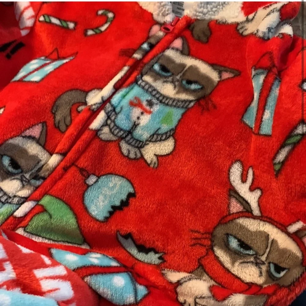 Grumpy Cat Hooded Lounge Union Suit Pajama Christmas Matching Family Pajamas - Picture 2 of 12